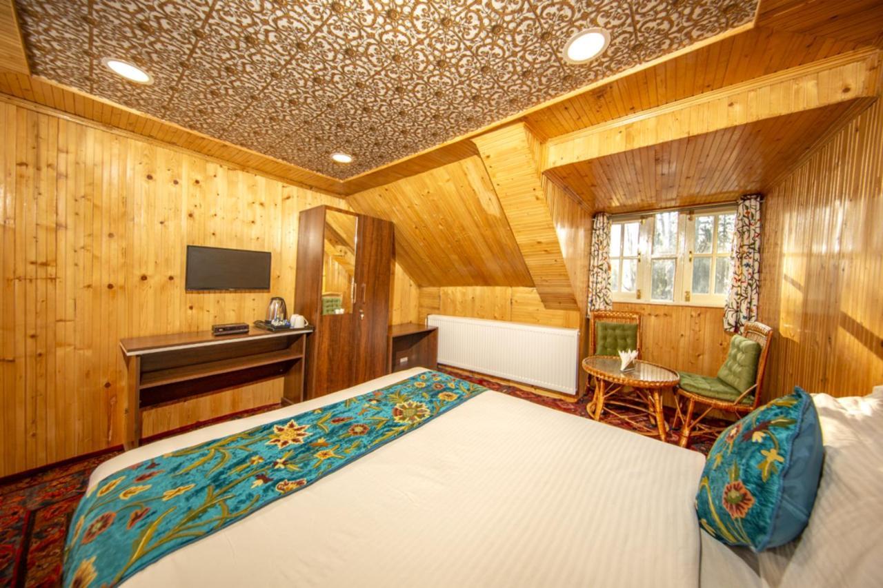 Gulmarg Ski Hill Resort 외부 사진